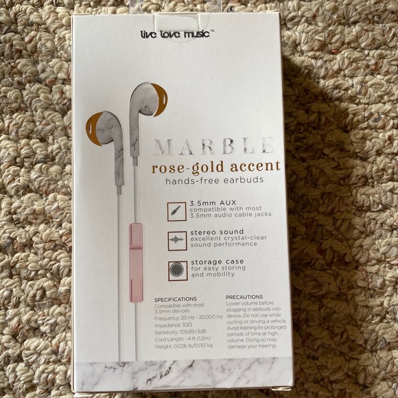 New in box hands free earbuds - Picture 2 of 2